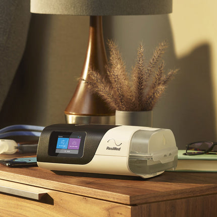 ResMed AirSense 11 AutoSet Auto CPAP Machine with Heated Humidifier