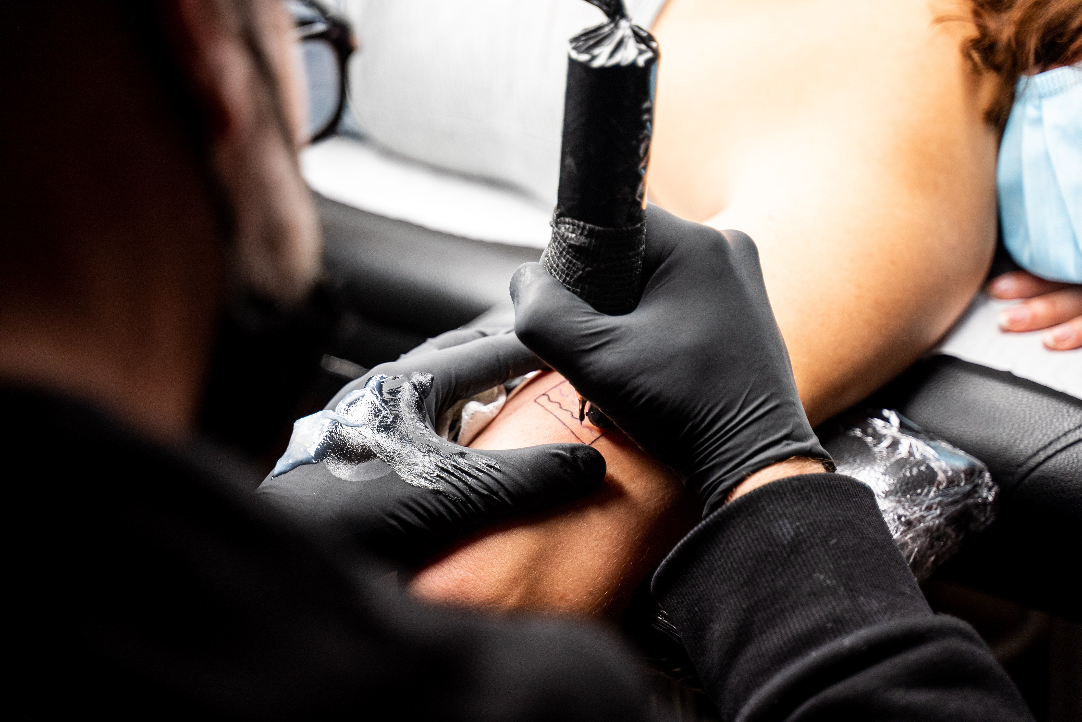 nitrile black disposable gloves used by tattoo artists specially made for them by tricare medicals